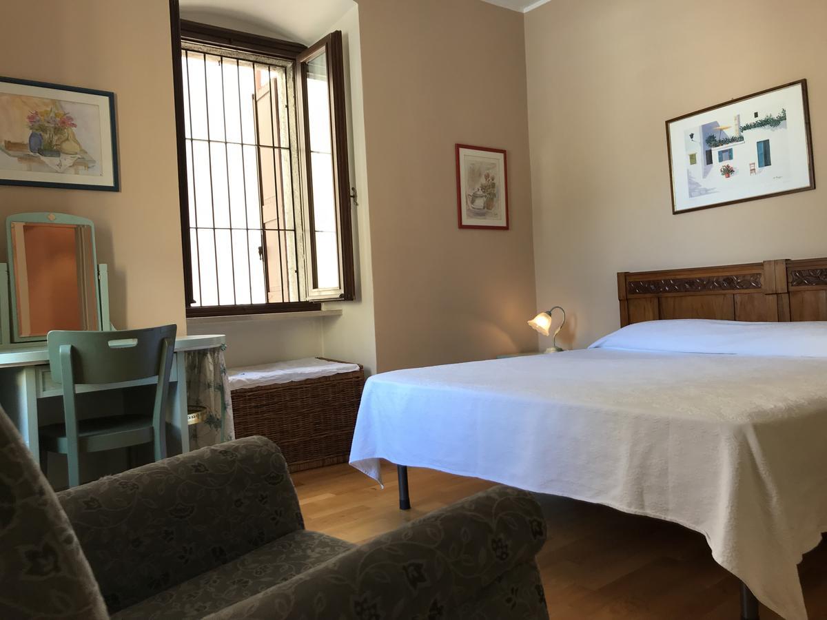 Palazzo Fregoso Apartment การ์ดา ภายนอก รูปภาพ