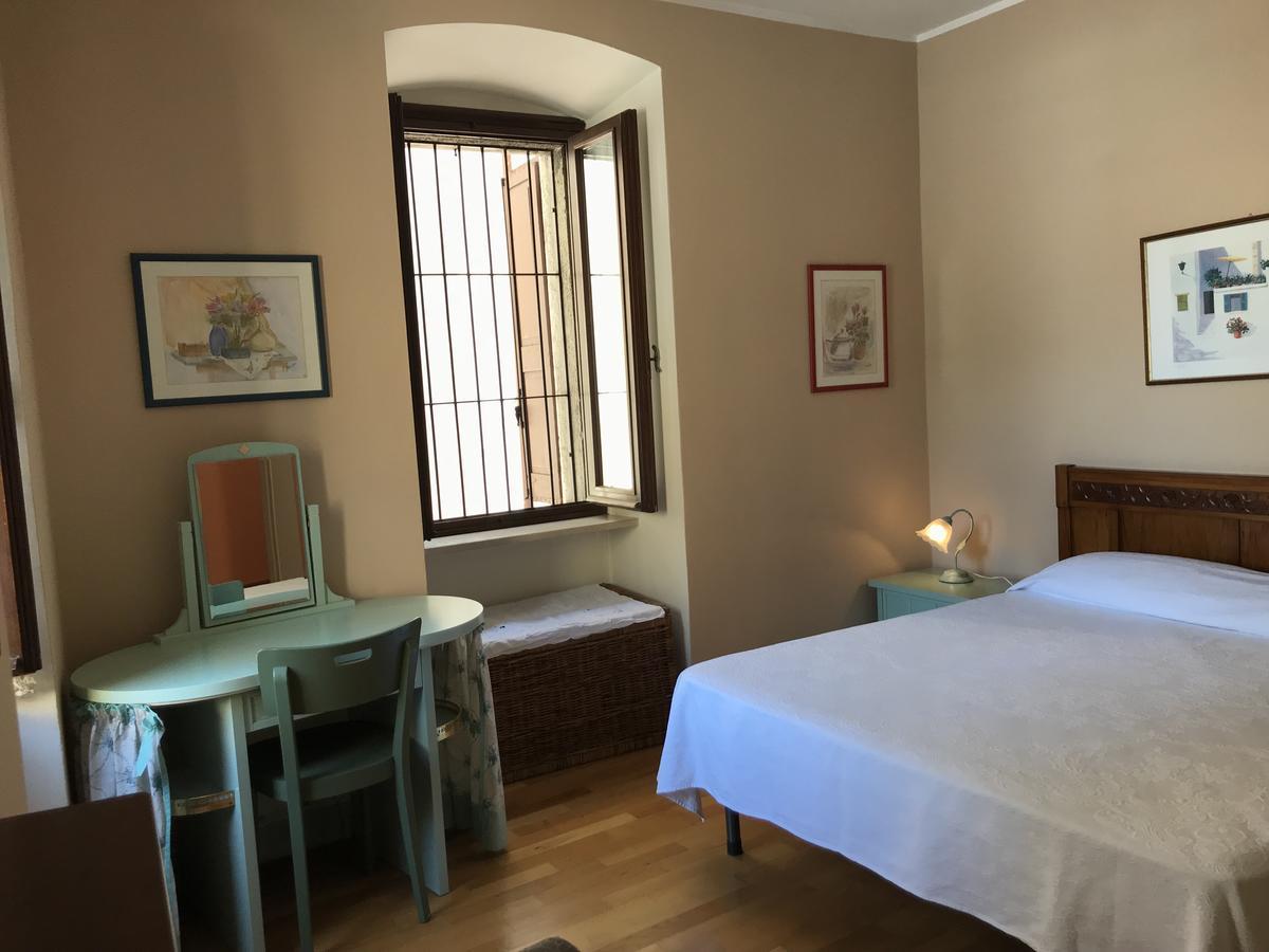 Palazzo Fregoso Apartment การ์ดา ภายนอก รูปภาพ
