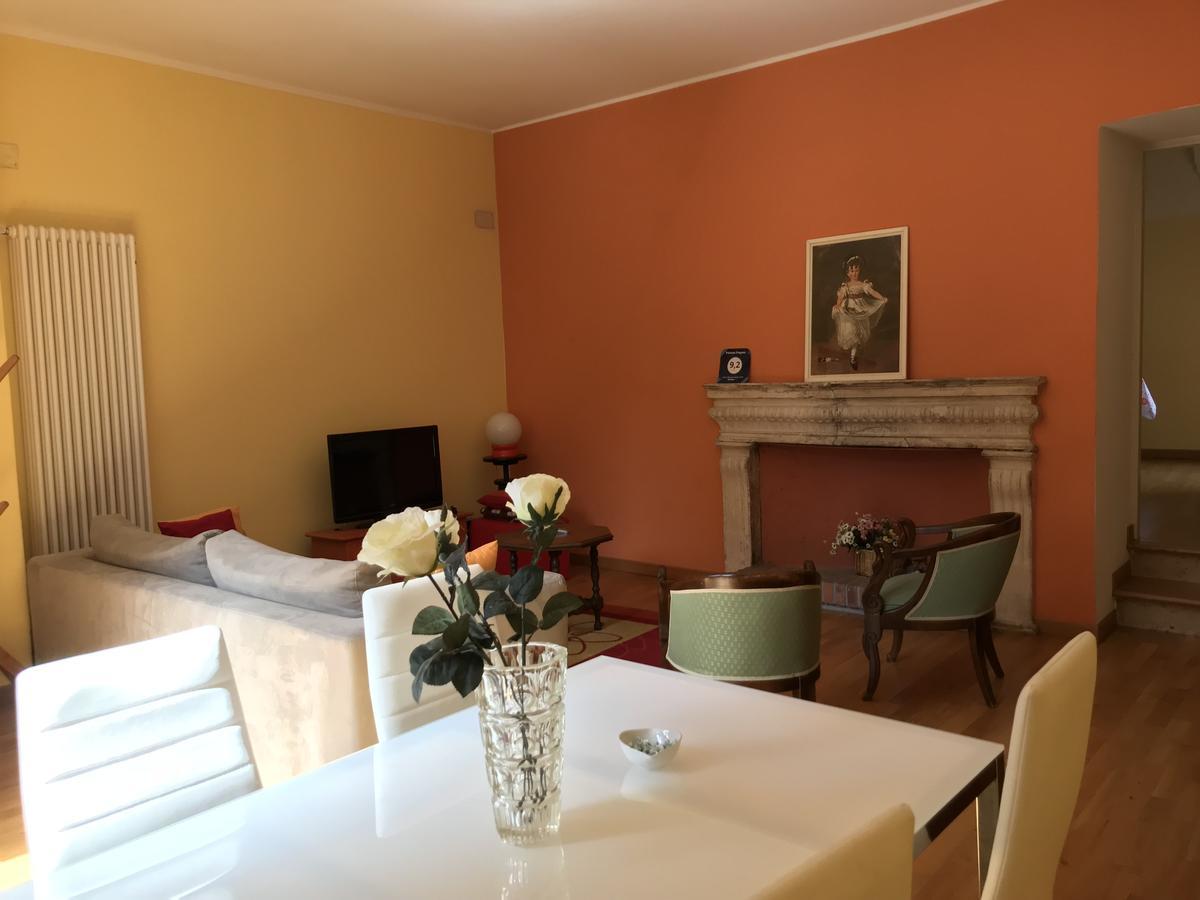 Palazzo Fregoso Apartment การ์ดา ภายนอก รูปภาพ